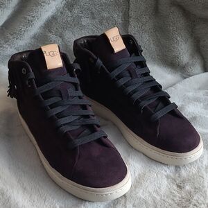 UGG Australia Cali Suede Sneakers Mens 11.5